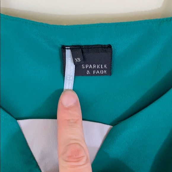 Sparkle & Fade Dress🛍 - Picture 4 of 6